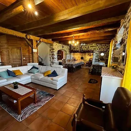 Casa vacanze à La Ferme Au Coeur De L'auvergne