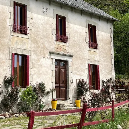Сasa de vacaciones A La Ferme Au Coeur De L'auvergne